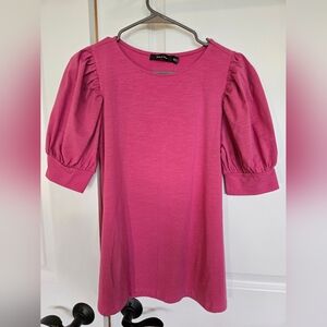 NWT Doe & Rae hot pink top
